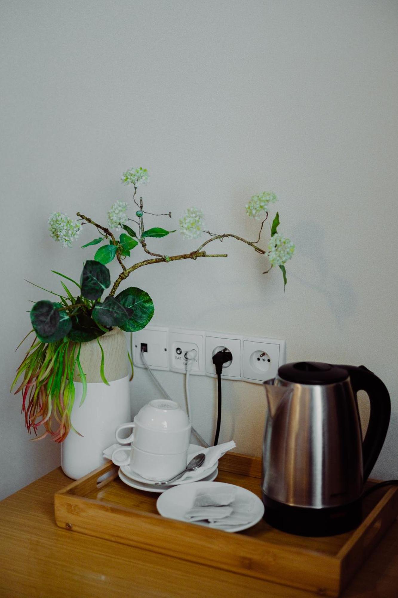 Hotel Bonsai Ниемча Екстериор снимка
