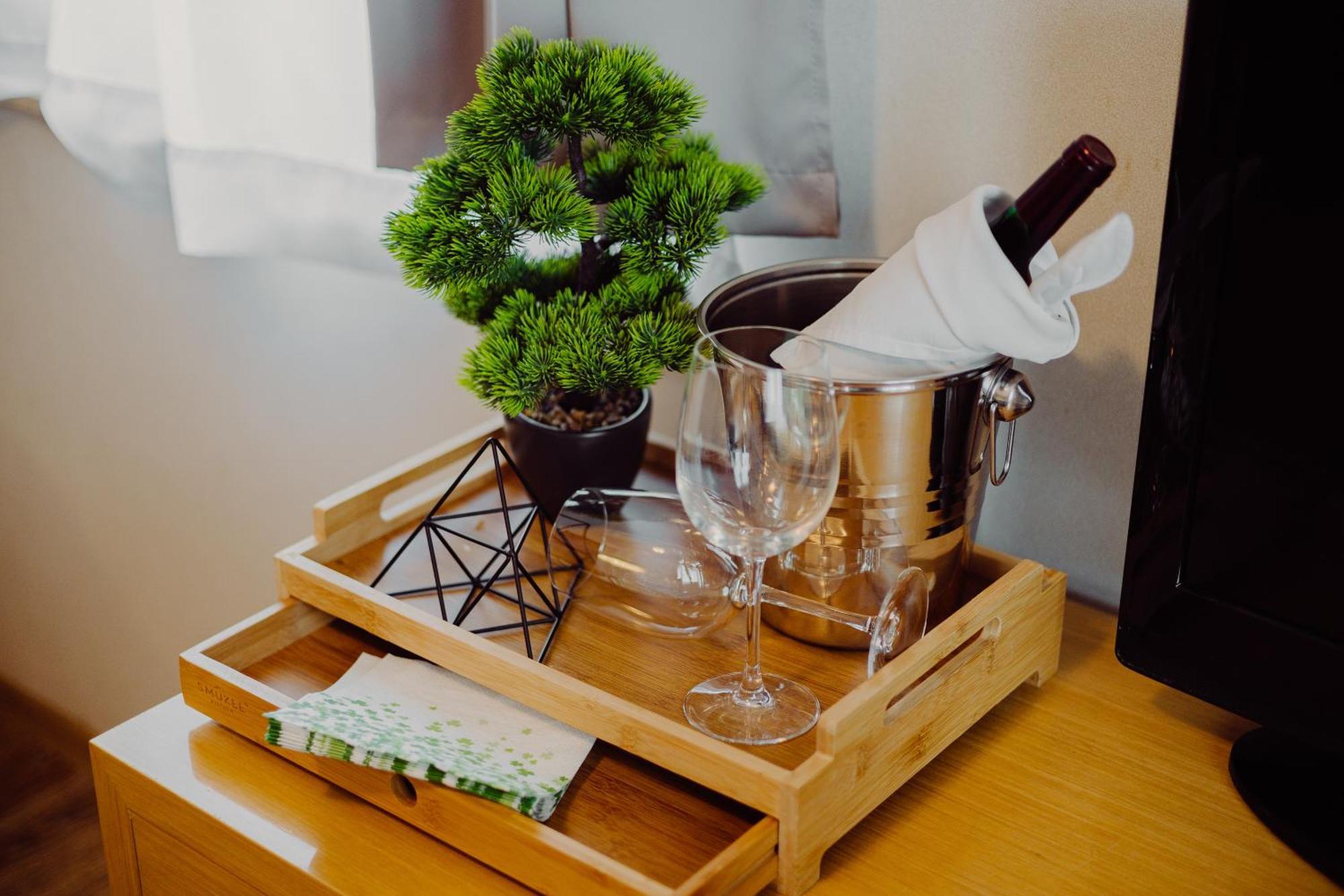 Hotel Bonsai Ниемча Екстериор снимка
