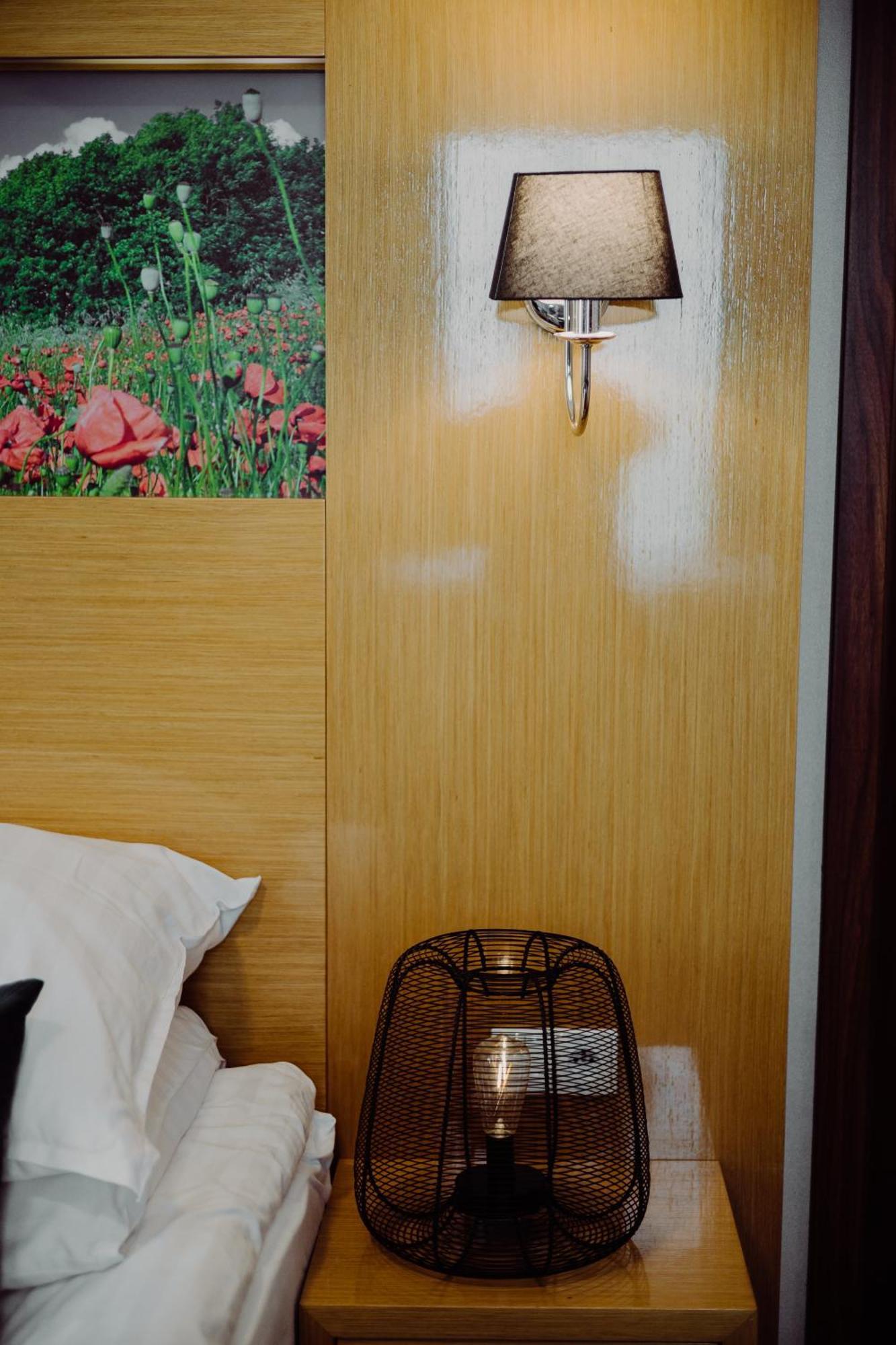 Hotel Bonsai Ниемча Екстериор снимка