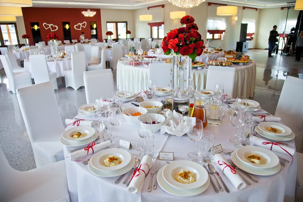 Hotel Bonsai Ниемча Екстериор снимка