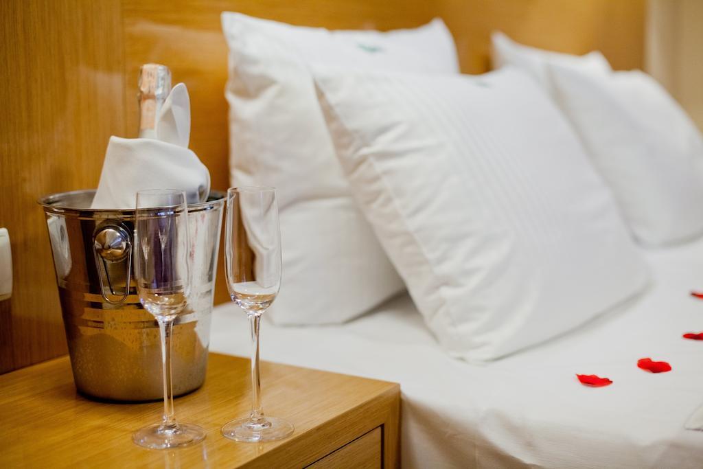 Hotel Bonsai Ниемча Стая снимка