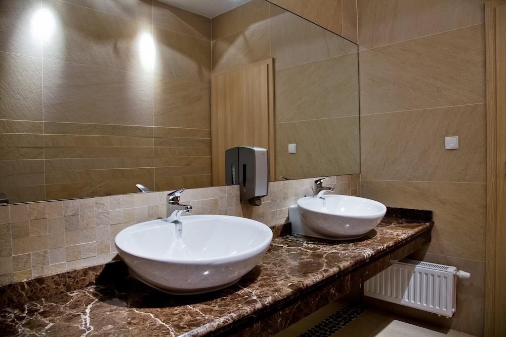 Hotel Bonsai Ниемча Екстериор снимка